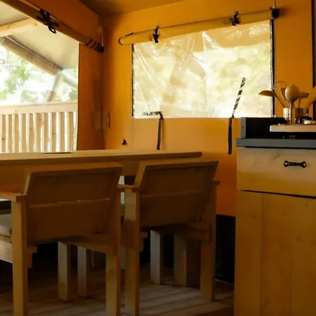 3 Etoiles - Ccaidff * Beaulieu (Cantal)