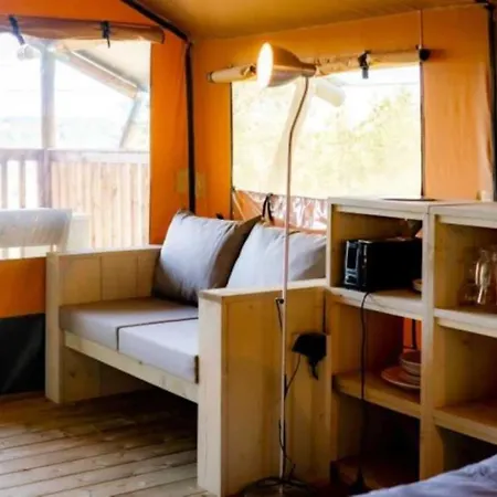 Кемпинг 3 Etoiles - Ccaidff Beaulieu (Cantal)