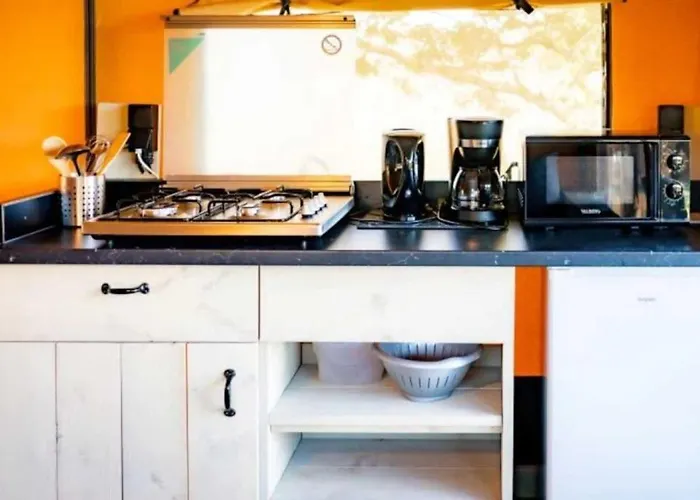 3 Etoiles - Ccaidff * Beaulieu (Cantal)