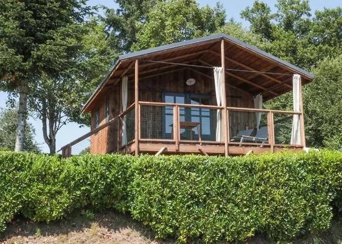 Κάμπινγκ 3 Etoiles - Ccaidff