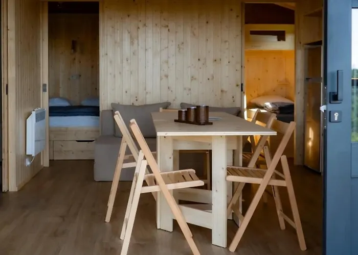 3 Etoiles - Ccaidff Κάμπινγκ Beaulieu (Cantal)