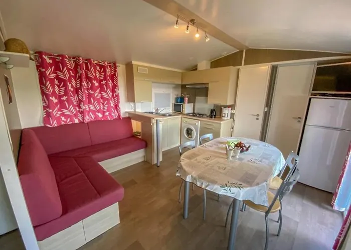 Κάμπινγκ 3 Etoiles - Ccaidff